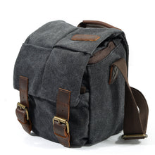 Load image into Gallery viewer, One-shoulder retro camera bag waterproof camera bag