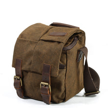 Load image into Gallery viewer, One-shoulder retro camera bag waterproof camera bag