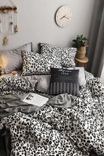 Load image into Gallery viewer, Elastic Bed Sheet Duvet Cover Set Single Leopard Pure Black White