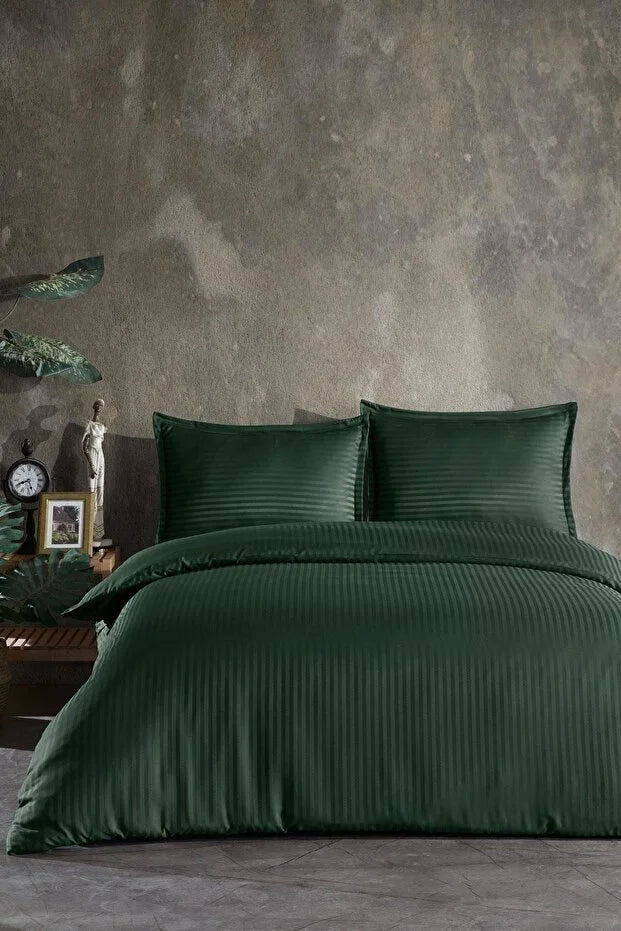 Double Satin Striped Duvet Cover Set – Fitted Sheet, Shiny and Soft Fabric