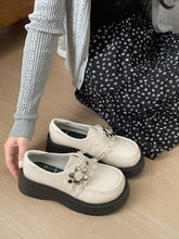 Load image into Gallery viewer, White Retro British Style Thick Soled High Rise Small Leather Shoes