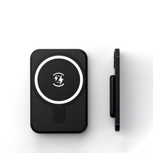 Load image into Gallery viewer, Mini Fast Charging Magnetic Wireless Power Bank 5000 MAh Portable